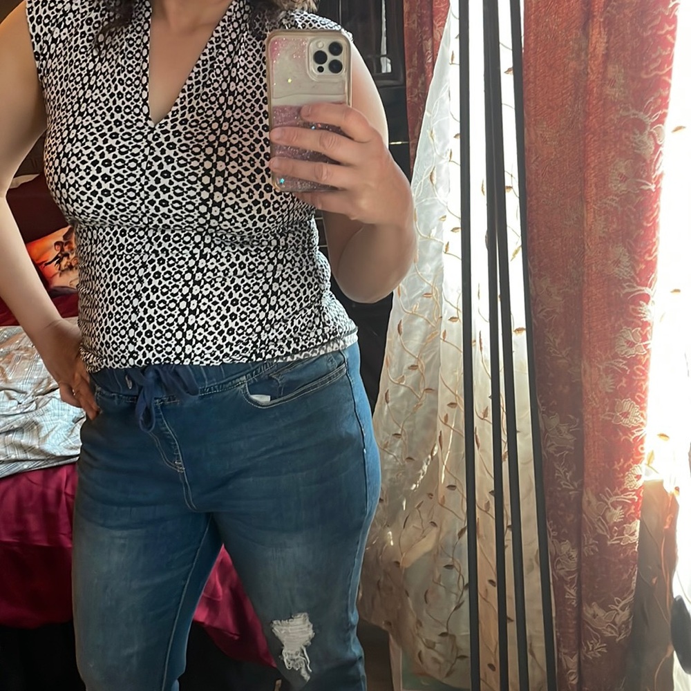Vince camuto top
